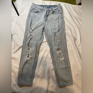 Wild Fable size 2 mid rise light wash distressed straight leg jeans